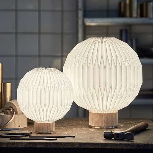 LE KLINT(レ・クリント)テーブルライト「MODEL375　M」プラスチックシェード(ランプ別) | テーブルスタンド | 照明器具の通販「ヤマギワオンラインストア」