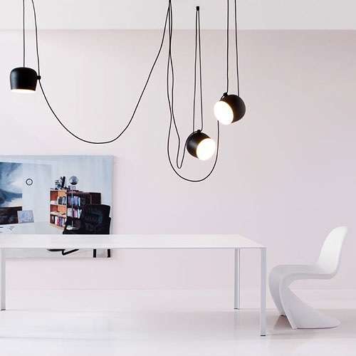 FLOS(フロス) 「AIM(エイム)」ブラック【要電気工事】 | フロス | ペンダントライトの通販「ヤマギワオンラインストア」