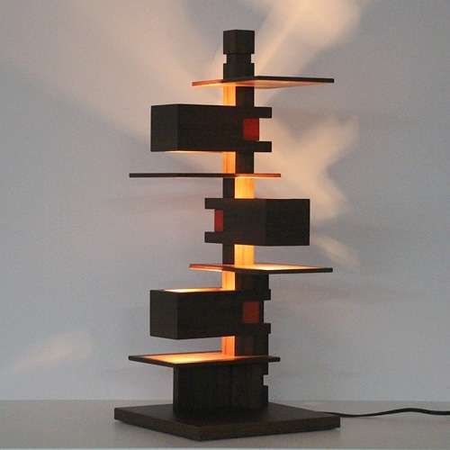 Frank Lloyd Wright（フランクロイドライト）「TALIESIN 4（タリアセン4）」ウォルナット[322S7317] | テーブルスタンド | 照明器具の通販「ヤマギワオンラインストア」