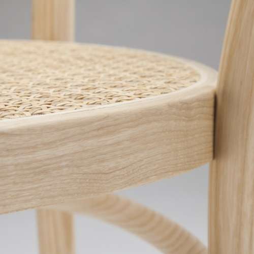 THONET チェア no.214 ブラック | ダイニングチェア | チェアの通販「ヤマギワオンラインストア」
