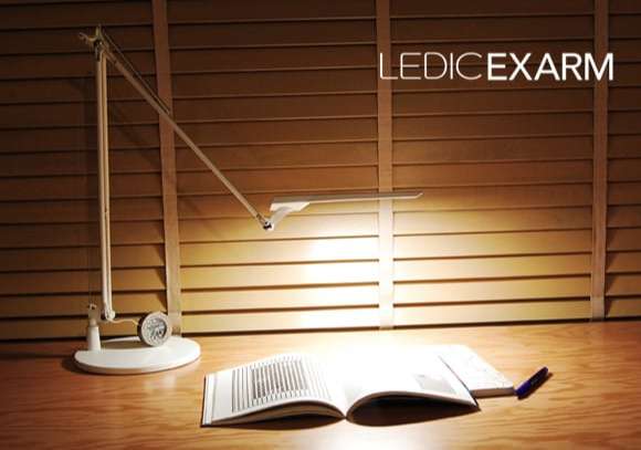 Swan（スワン電器）「LEDICEXARM（レディックエグザーム）LEX-966 ベースタイプ」ホワイト [555LEX966WH] | タスクライト | 照明器具の通販「ヤマギワオンラインストア」
