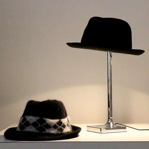 【廃番】FLOS（フロス）「CHAPO」[756CHAPO] | テーブルスタンド | 照明器具の通販「ヤマギワオンラインストア」