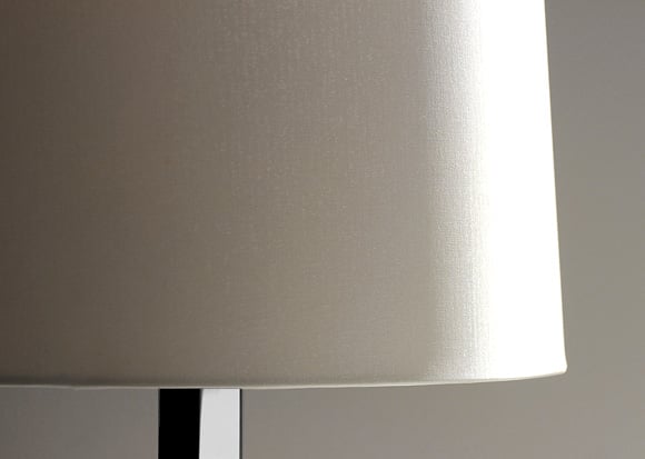 yamagiwa（ヤマギワ）「Leggero（レジェーロ）円柱シェード」ホワイト | フロアスタンド | 照明器具の通販「ヤマギワオンラインストア」