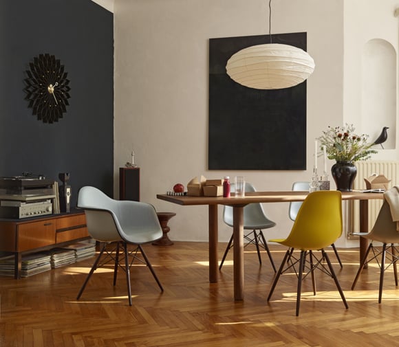 Vitra（ヴィトラ）Sunburst Clock（アスタリスク クロック）」ブラック[914VI20125201] | 掛時計 | インテリア雑貨の通販「ヤマギワオンラインストア」