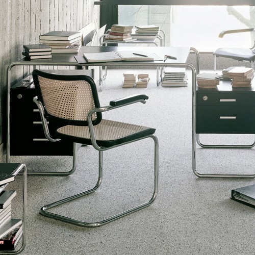 THONET キャンティレバーチェア no.S64V ブラック | ラウンジチェア／他 | チェアの通販「ヤマギワオンラインストア」
