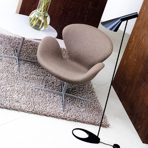 【10月下旬入荷予定】louis poulsen（ルイスポールセン） フロア照明 AJ Floor ブラック | フロアスタンド | 照明器具の通販「ヤマギワオンラインストア」