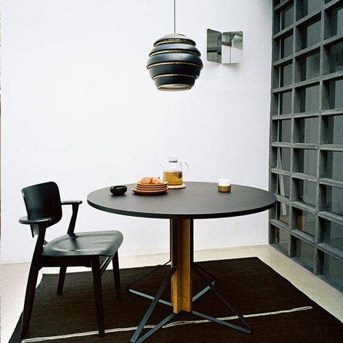 artek（アルテック）アームチェア DOMUS CHAIR（ドムスチェア） バーチ×ナチュラルラッカー | アームチェア | チェアの通販「ヤマギワオンラインストア」