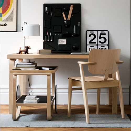 artek（アルテック）アームチェア DOMUS CHAIR（ドムスチェア） バーチ×ナチュラルラッカー | アームチェア | チェアの通販「ヤマギワオンラインストア」