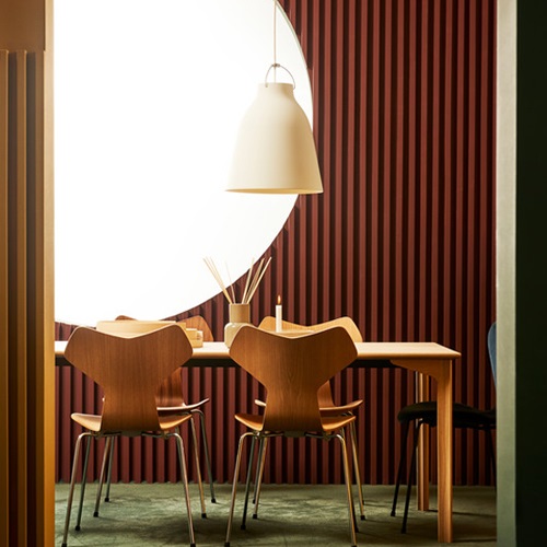 Fritz Hansen（フリッツ・ハンセン）「CARAVAGGIO MATT P1（カラヴァジオ）ウォームシルク」（ランプ別）（ライトイヤーズ） | 北欧 | ペンダントライトの通販「ヤマギワオンラインストア」