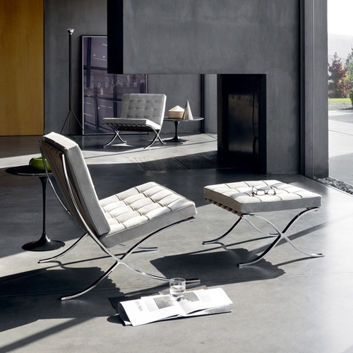 Knoll(ノル) Mies.v.d.Rohe Collection バルセロナスツール ブラック | ラウンジチェア／他 | チェアの通販「ヤマギワオンラインストア」