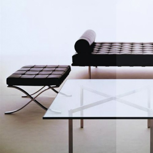 Knoll(ノル) Mies.v.d.Rohe Collection バルセロナスツール ブラック | ラウンジチェア／他 | チェアの通販「ヤマギワオンラインストア」
