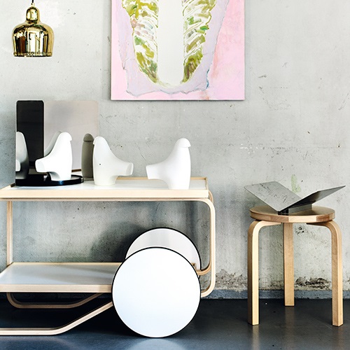 artek（アルテック）スツール E60 ブラック | スツール | スツールの通販「ヤマギワオンラインストア」