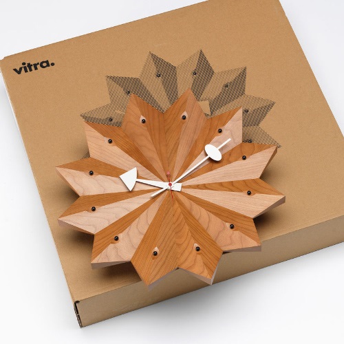 Vitra（ヴィトラ）掛時計 Fan Clock（ファン クロック）チェリー | 掛時計 | の通販「ヤマギワオンラインストア」