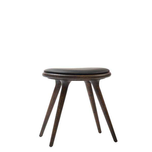 Low Stool | Sirka grey stained oak | 47 cm                  – Mater      