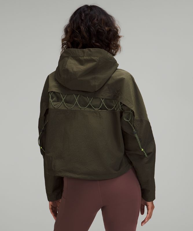 Cinch-Back Half-Zip Hiking Pullover *Online Only