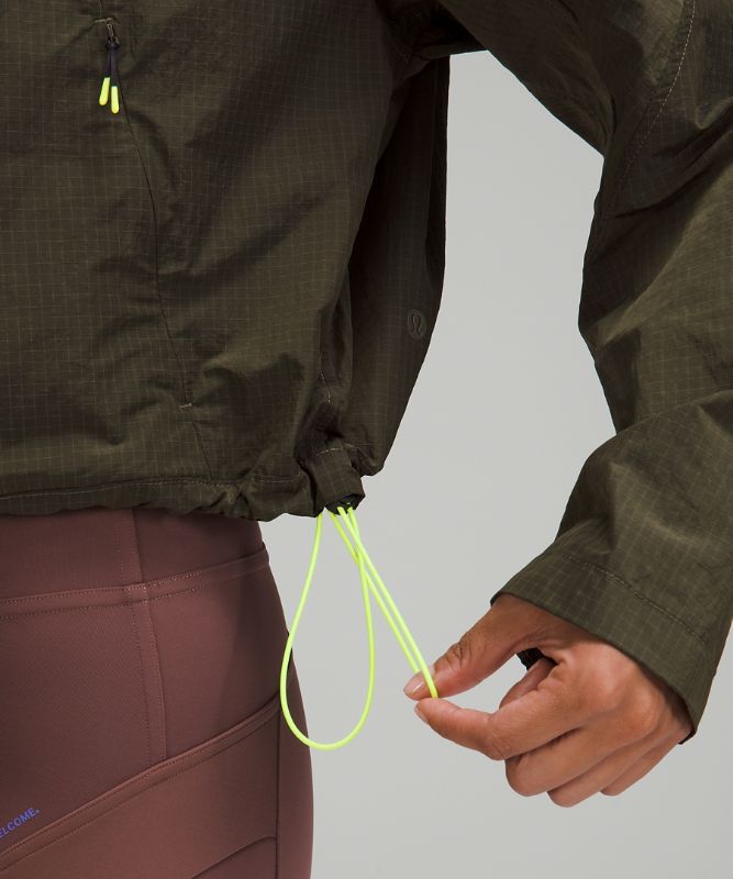 Cinch-Back Half-Zip Hiking Pullover *Online Only