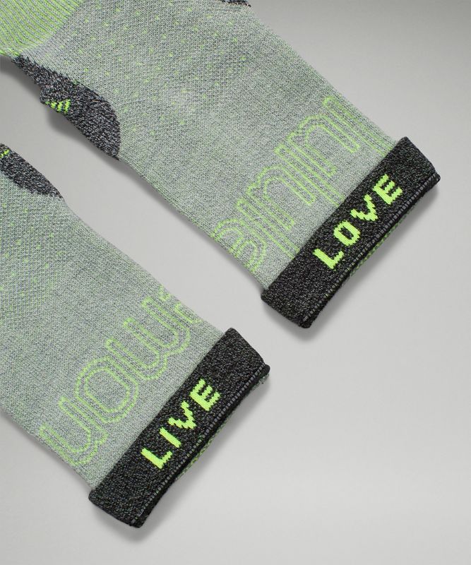 Power Stride Hiking Crew Sock | ソックス | Lululemon JP