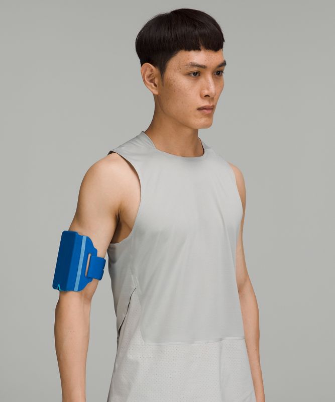 Fast and Free Running Armband | ヨガ＆トレーニングギア | Lululemon JP
